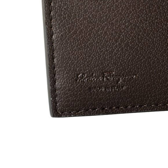 Salvatore Ferragamo Men's Chocolate Brown Pebbled Leather Bifold Wallet - Picture 5 of 6